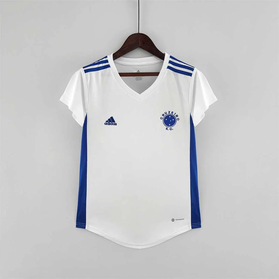 22-23 Cruzeiro away women 9