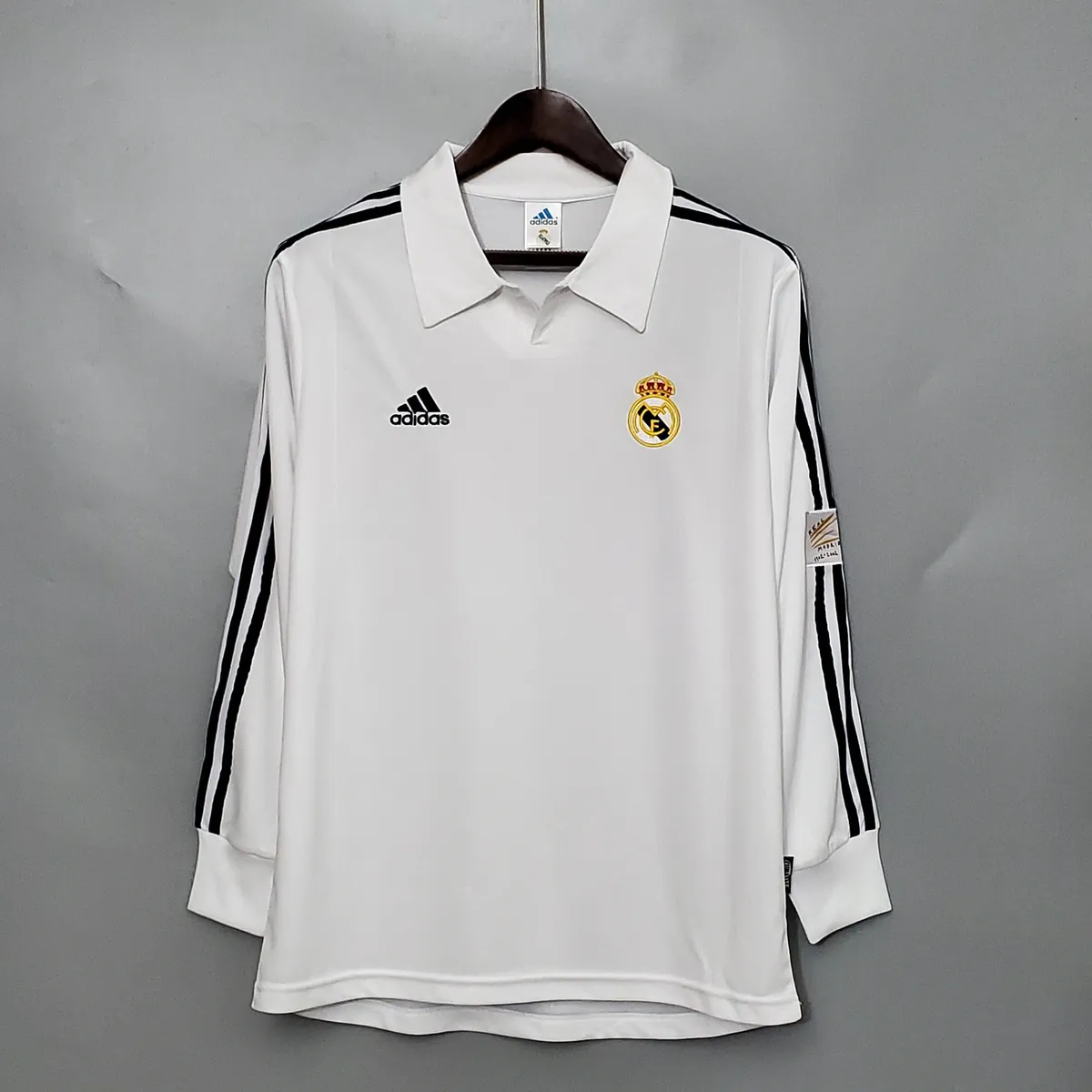 01-02 Real Madrid home long-sleeve 9
