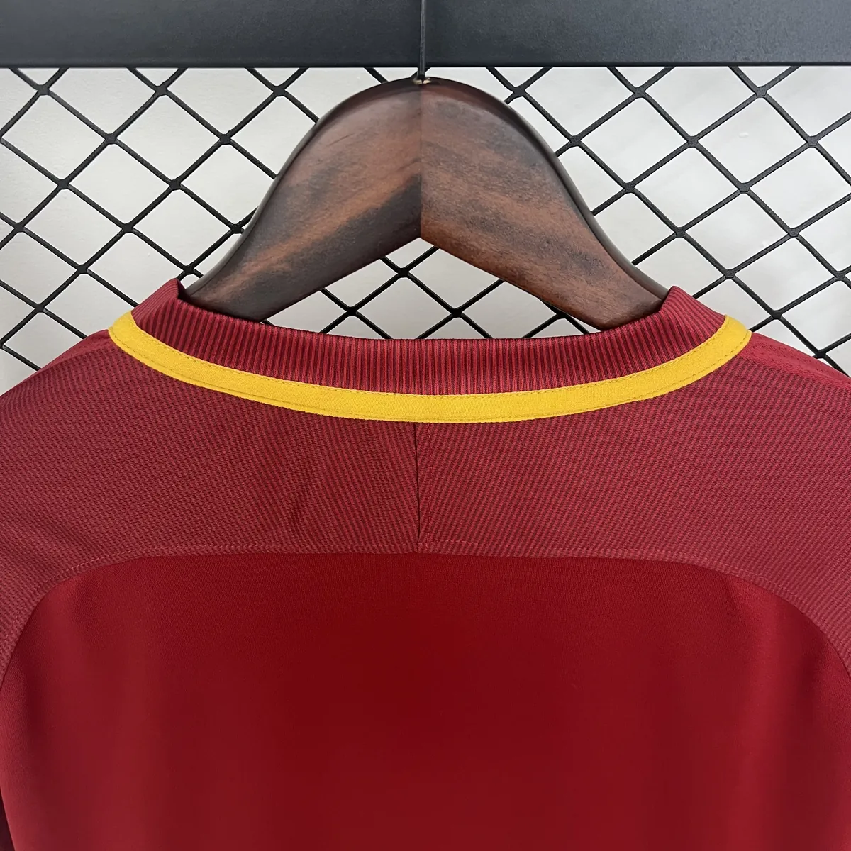 17-18 Roma Home Retro Kit Long Sleeve Shirt Soccer Kit AAAAJersey Cheap Yupoo 2