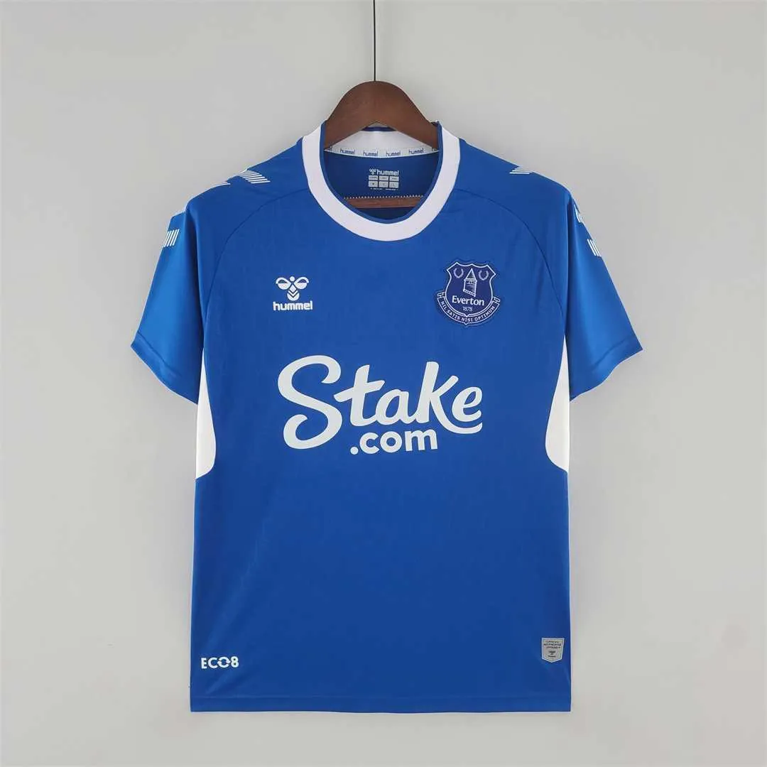 22-23 Everton home 11