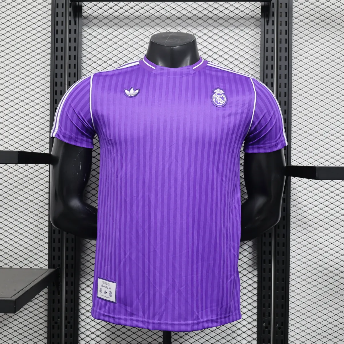 25-26 Real Madrid Casual Purple Retro Style Football Shirt Apparels AAAAJersey Wholesale Yupoo 6