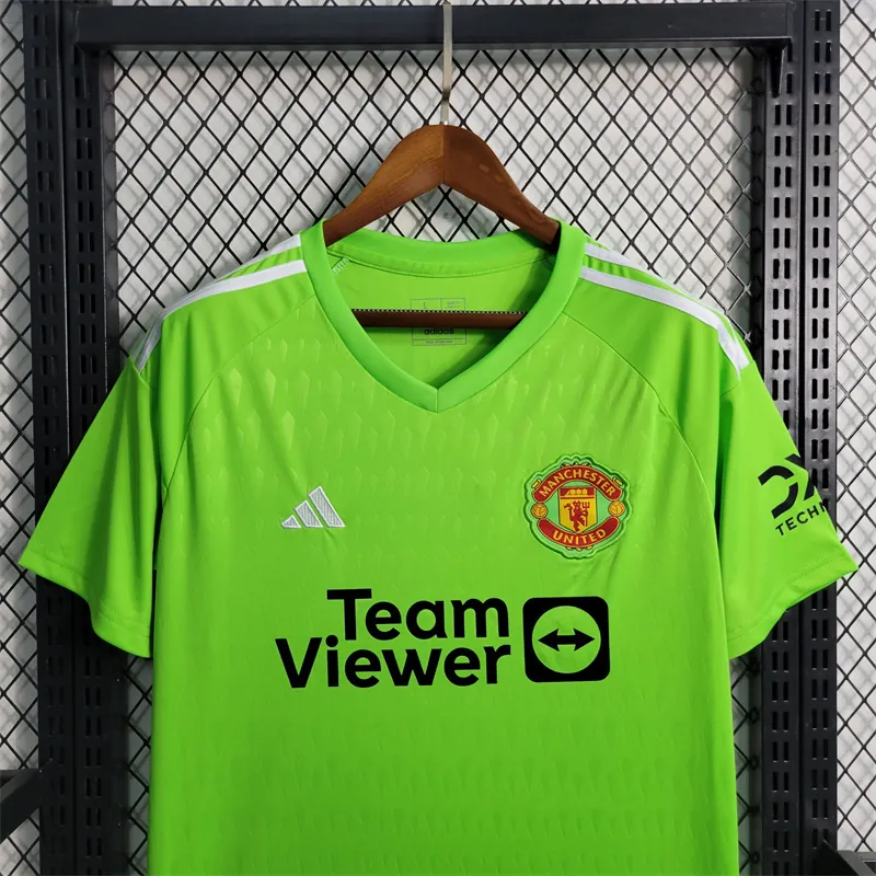 23-24 Manchester United goalkeeper green size S-XXL Soccer Jersey 8