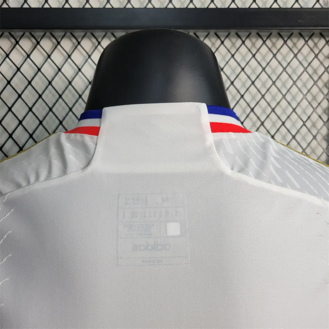 23-24 Lyon home player version 3