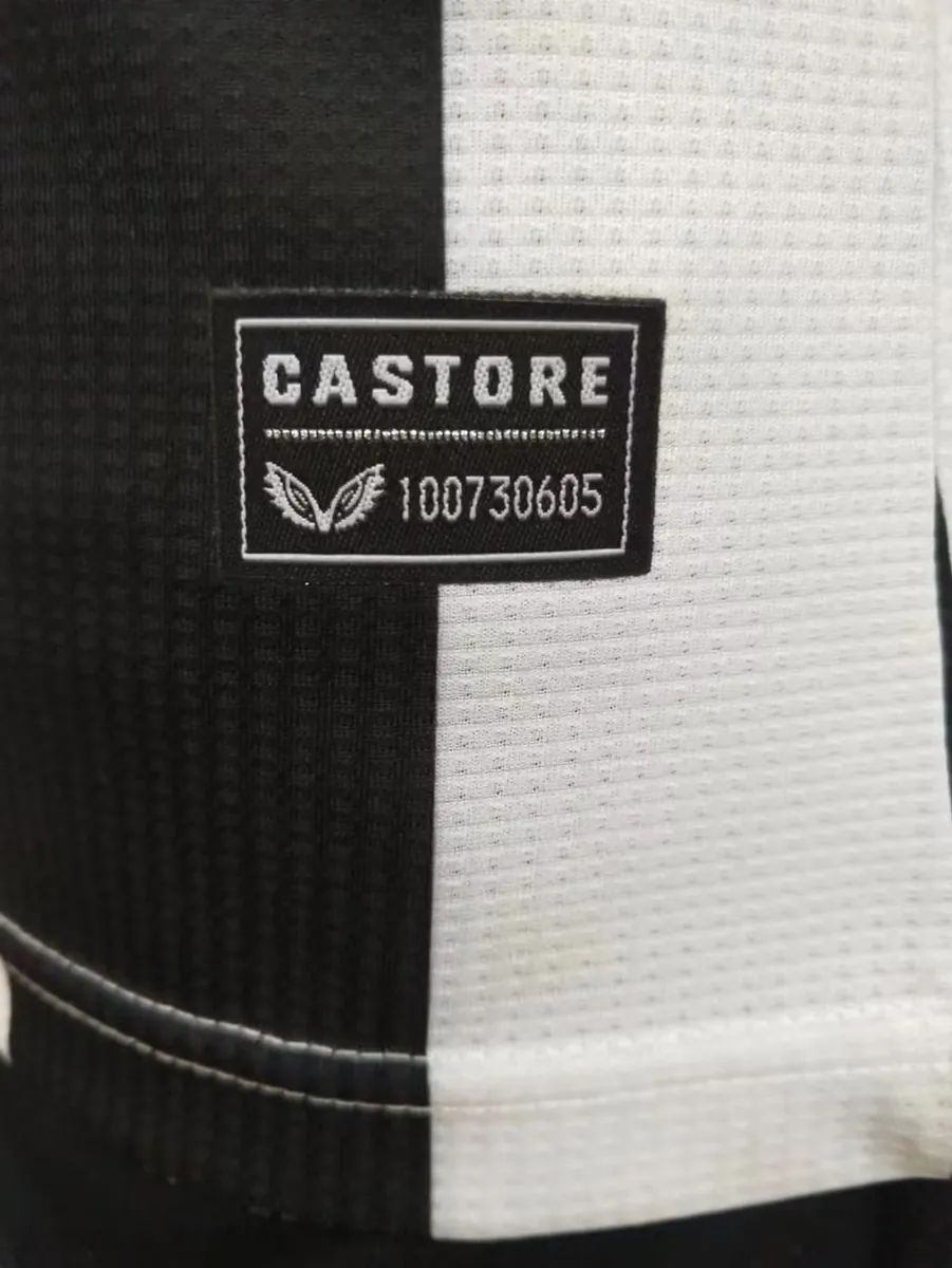 22-23 Newcastle home player version 4