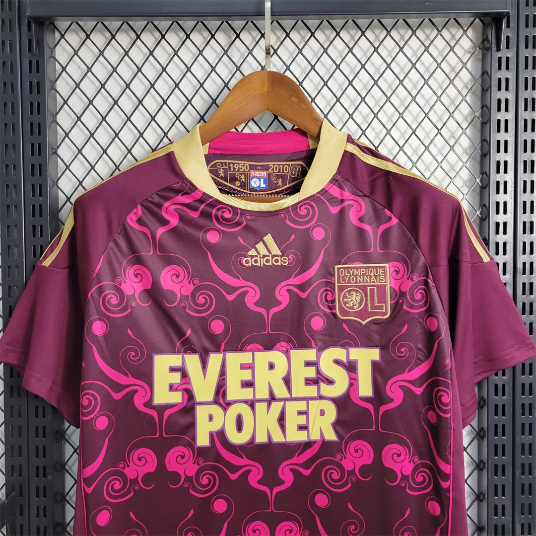 10-11 Lyon red away 4