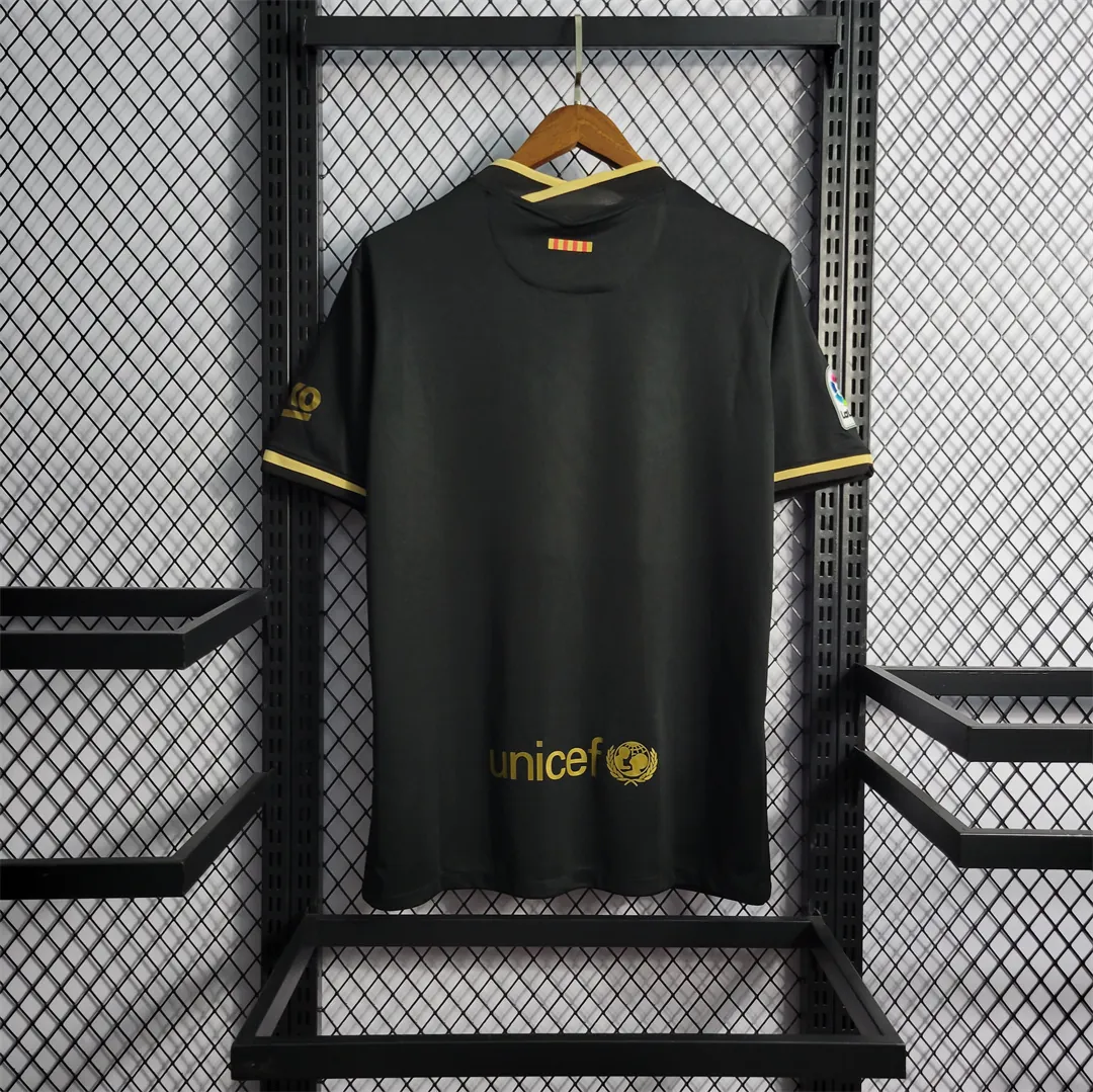 20-21 Barcelona third away 2
