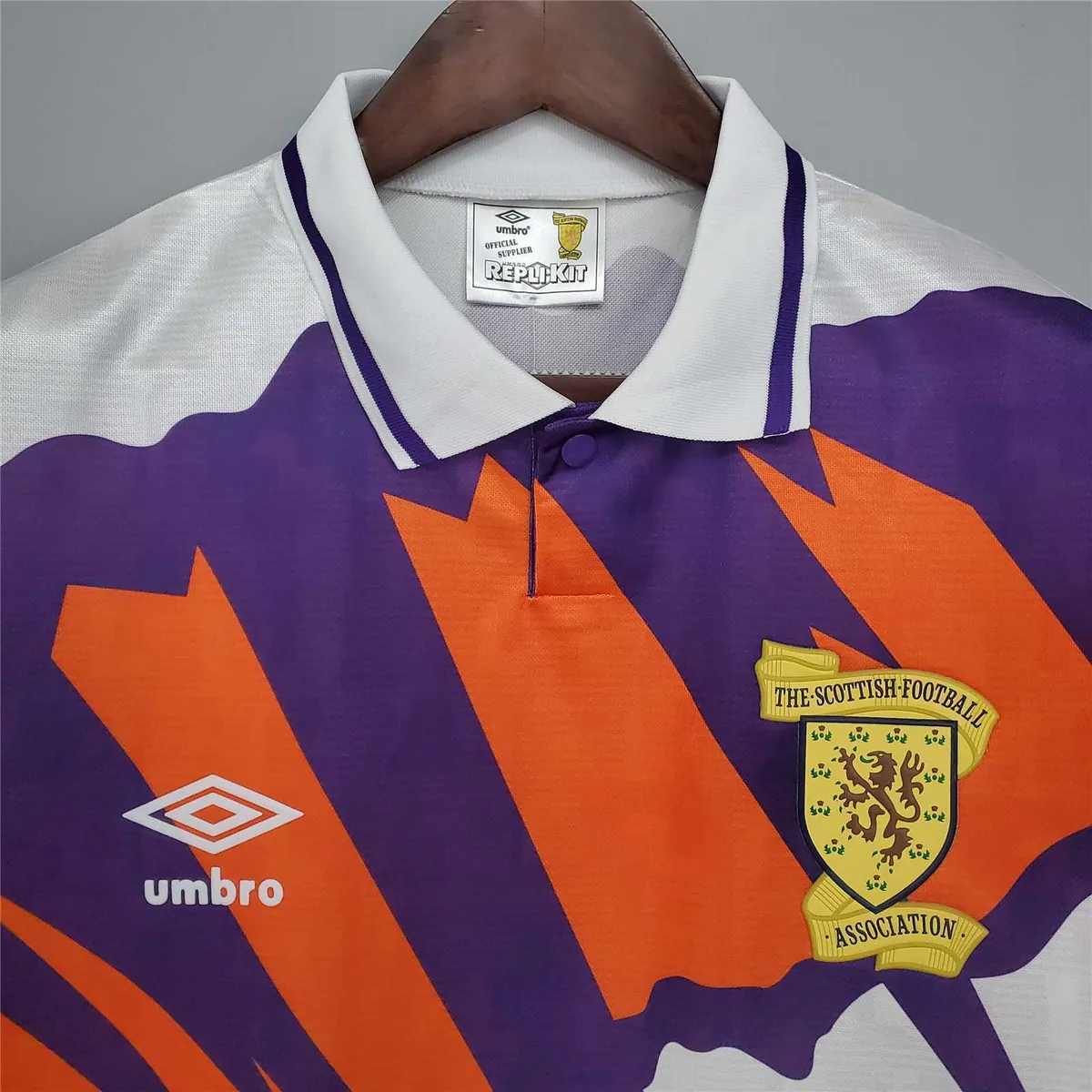91-93 Scotland away soccer jersey 2