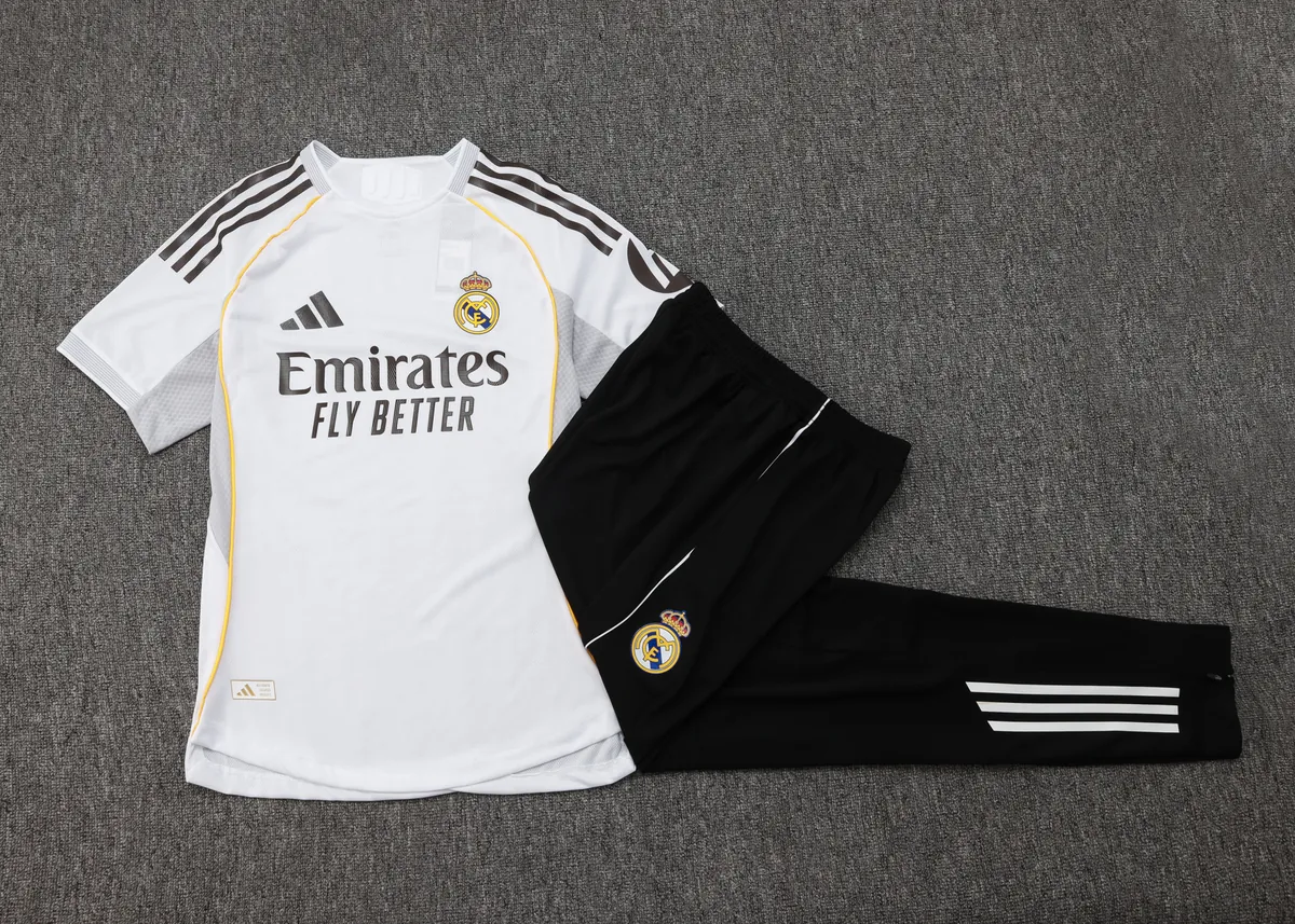 25-26 Real Madrid Home Player Version Training Kits Football Tracksuits 1