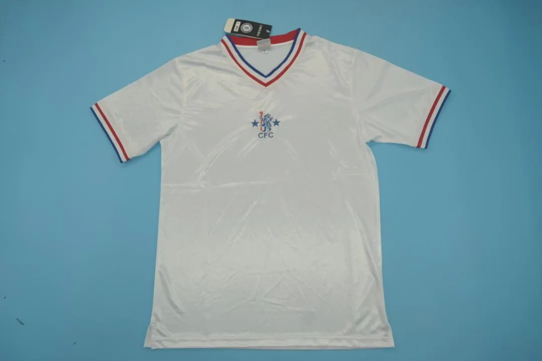 82-83 Chelsea away white 2