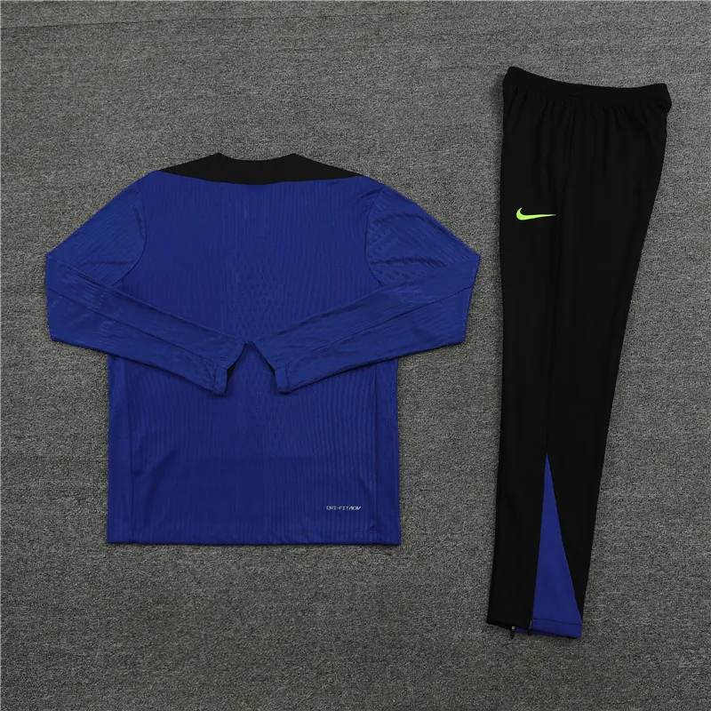 24-25 Barcelona Long Sleeve Kits Blue Training Suits Football AAAAJersey Yupoo 2