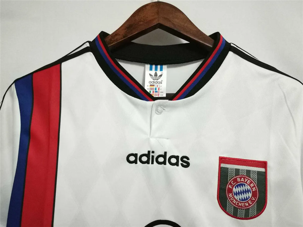 95-96 Bayern Munich white away 7
