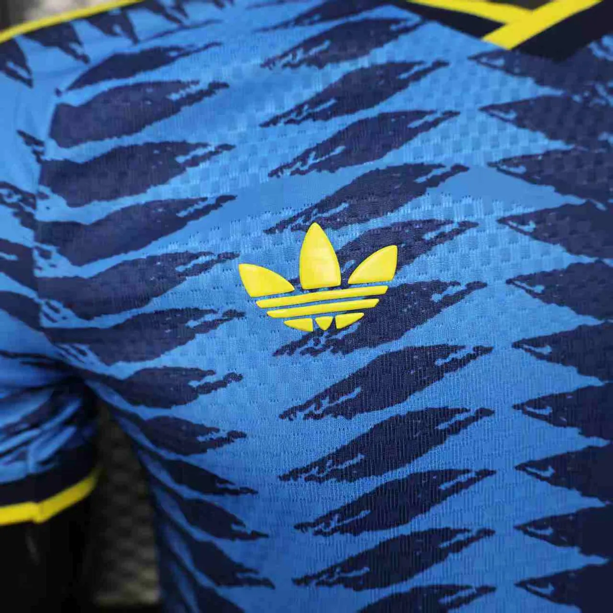 2026 Colombia Home Kit World Cup Player Version Shirt Football AAAAJersey Supply Yupoo 1