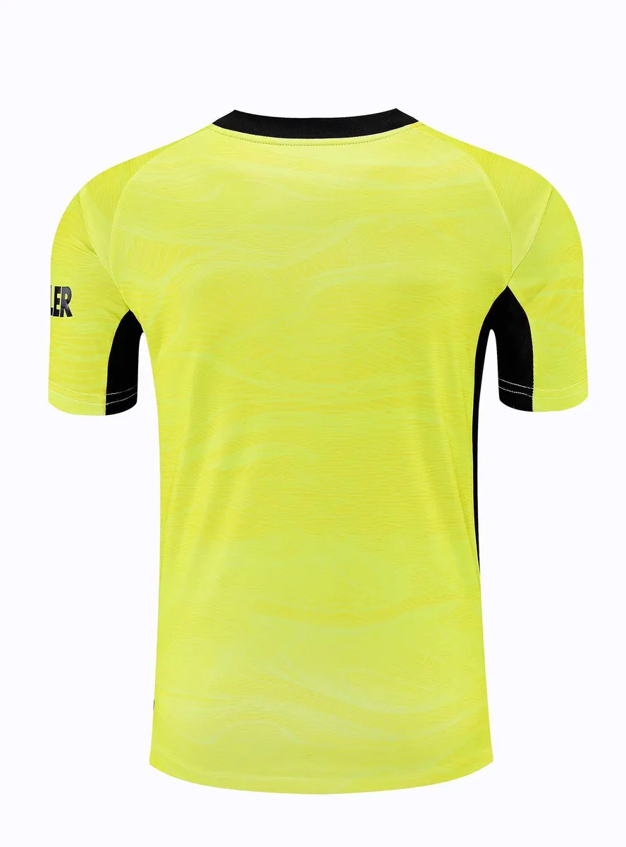 21-22 Manchester United green goalkeeper 11