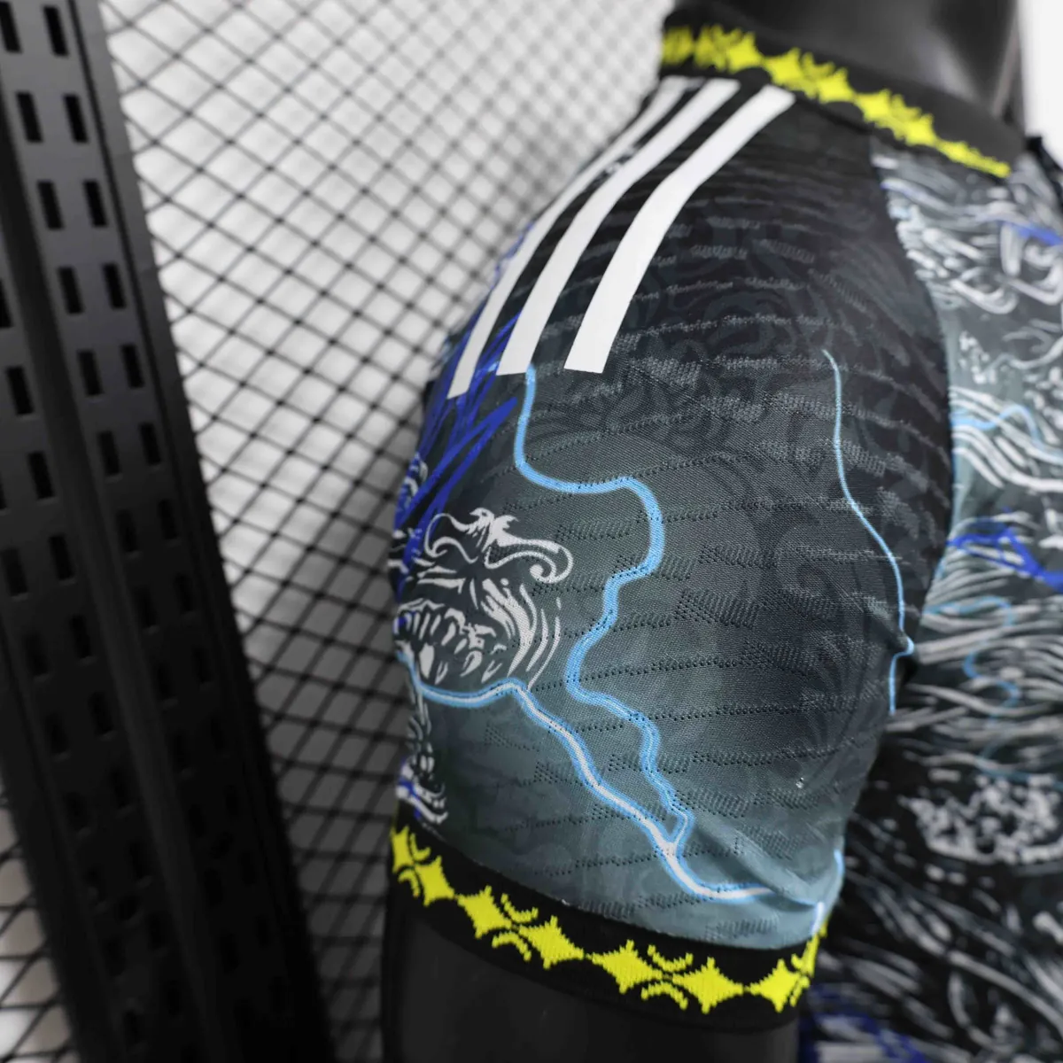 24-25 Real Madrid Dragon Black$Blue Special Edition Player Version Shirt AAAAJersey Supplier Yu 4