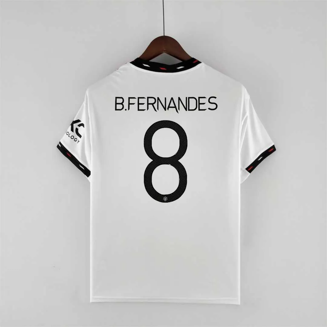22-23 Manchester United away - 3 7