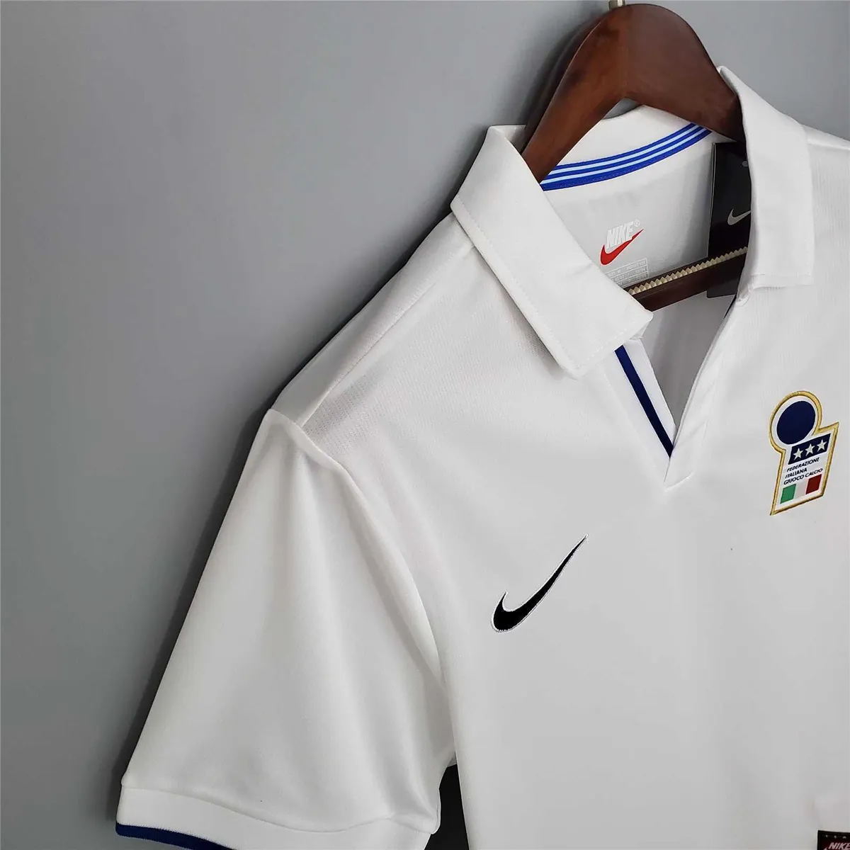1998 Italy away1684421229000 9