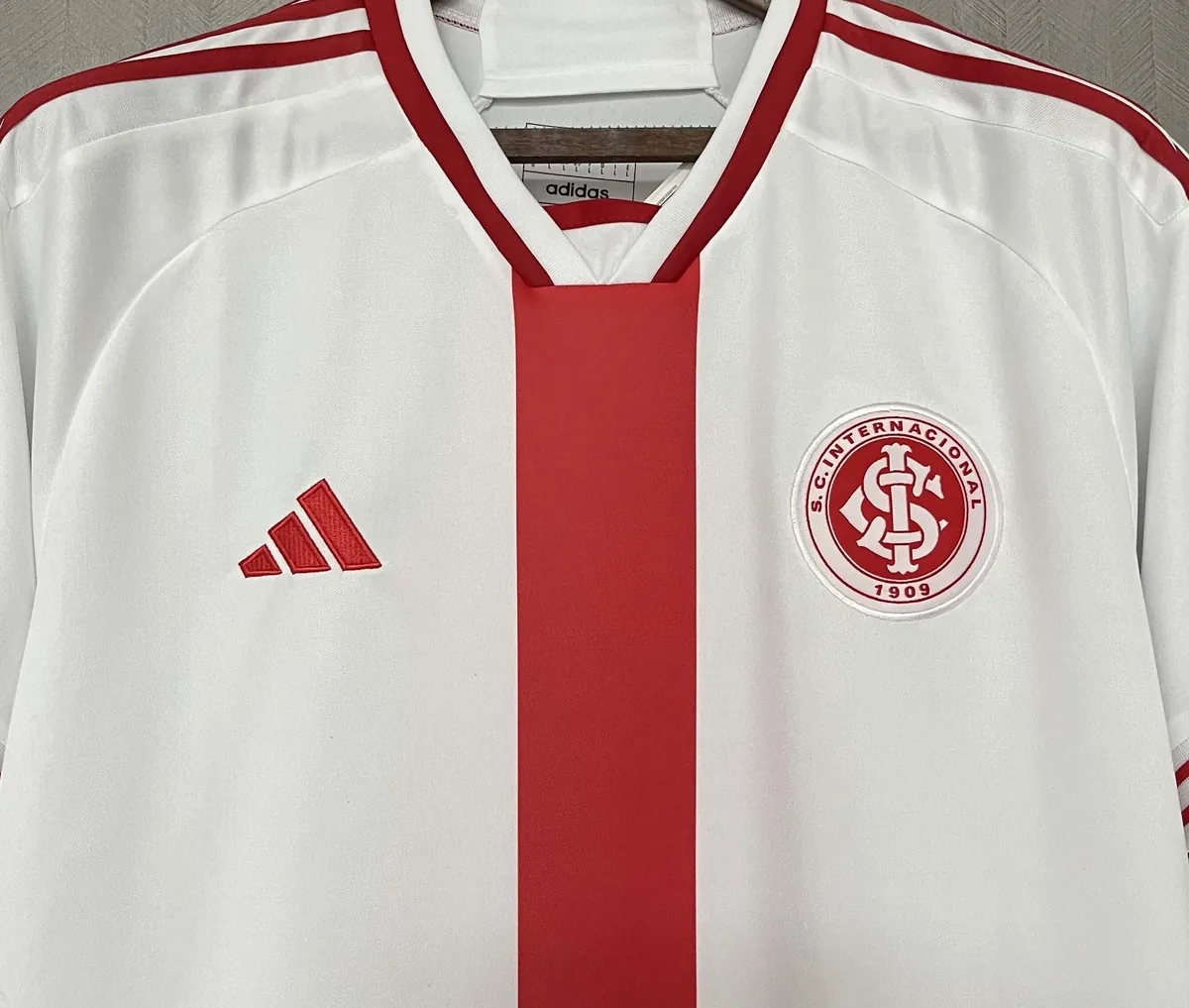 24-25 Internacional Away Kit Soccer Shirt AAAAJersey Supplier Yupoo 1