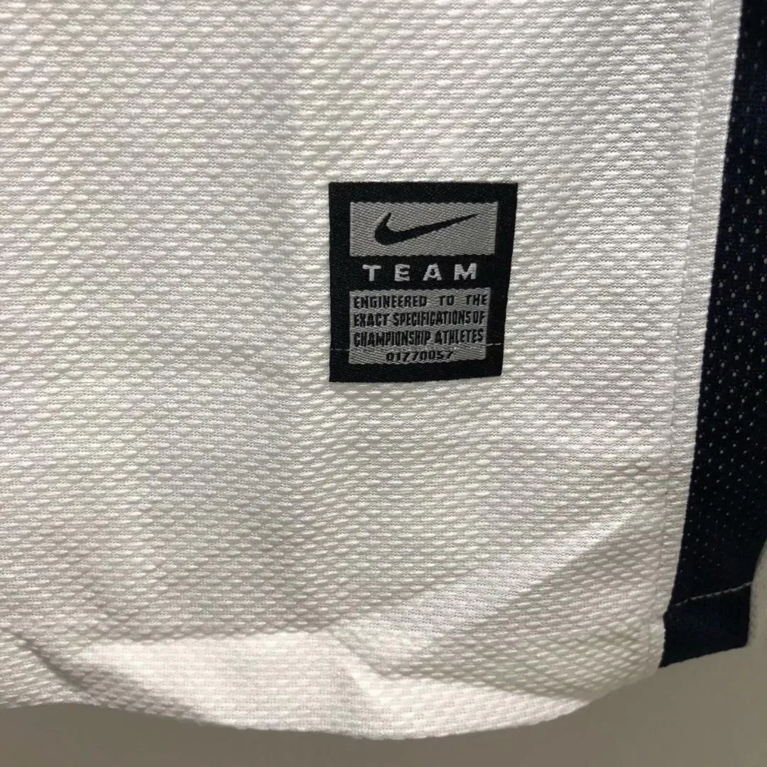 08-09 Manchester United away white UCL final long sleeve 12