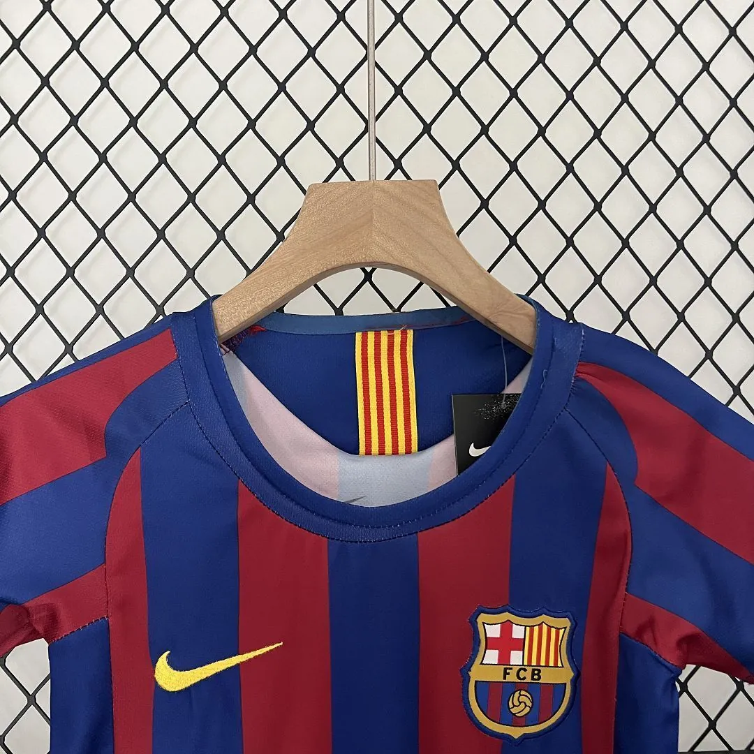 05-06 Barcelona Home Retro Kids Kits Football Jerseys Yupoo 5