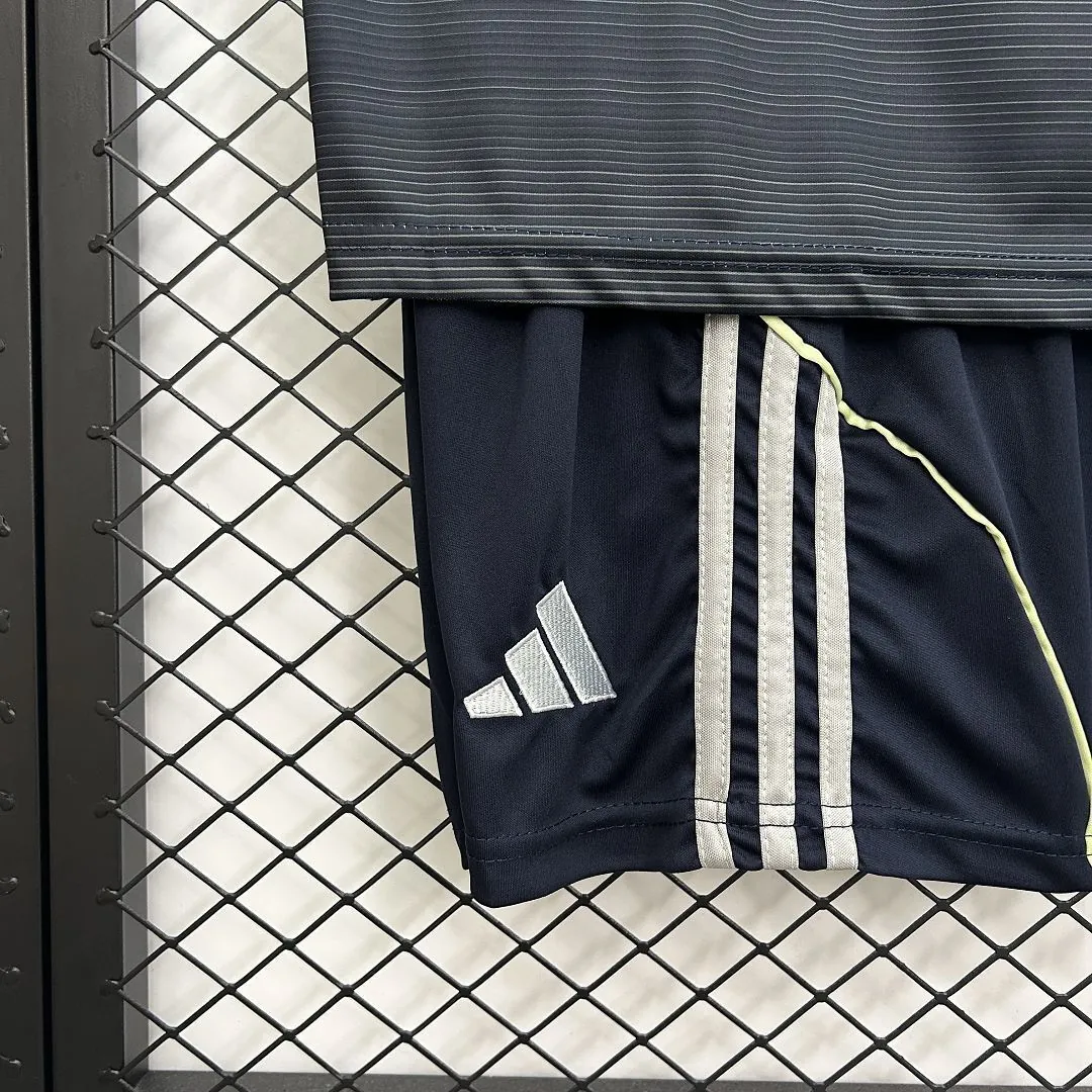 25-26 Real Madrid Away Kid Kits Youth Apparels AAAAJersey Supply Yupoo 8
