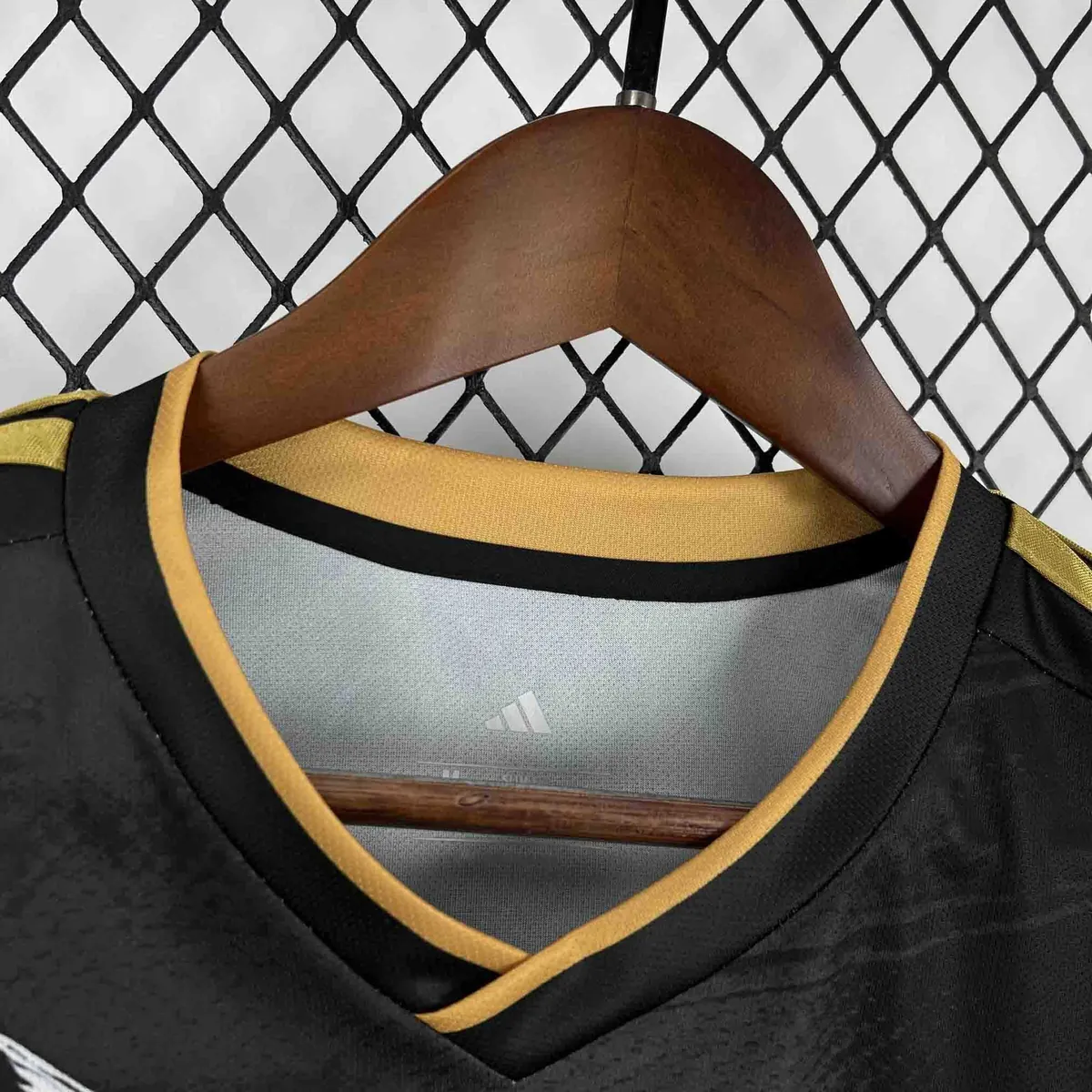 26-27 Benfica Mens Special Edition Football T-Shirt AAAAJersey Supply Yupoo 1