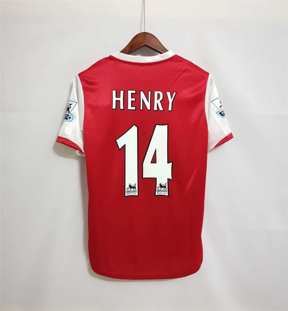 06-07 Arsenal home red 7