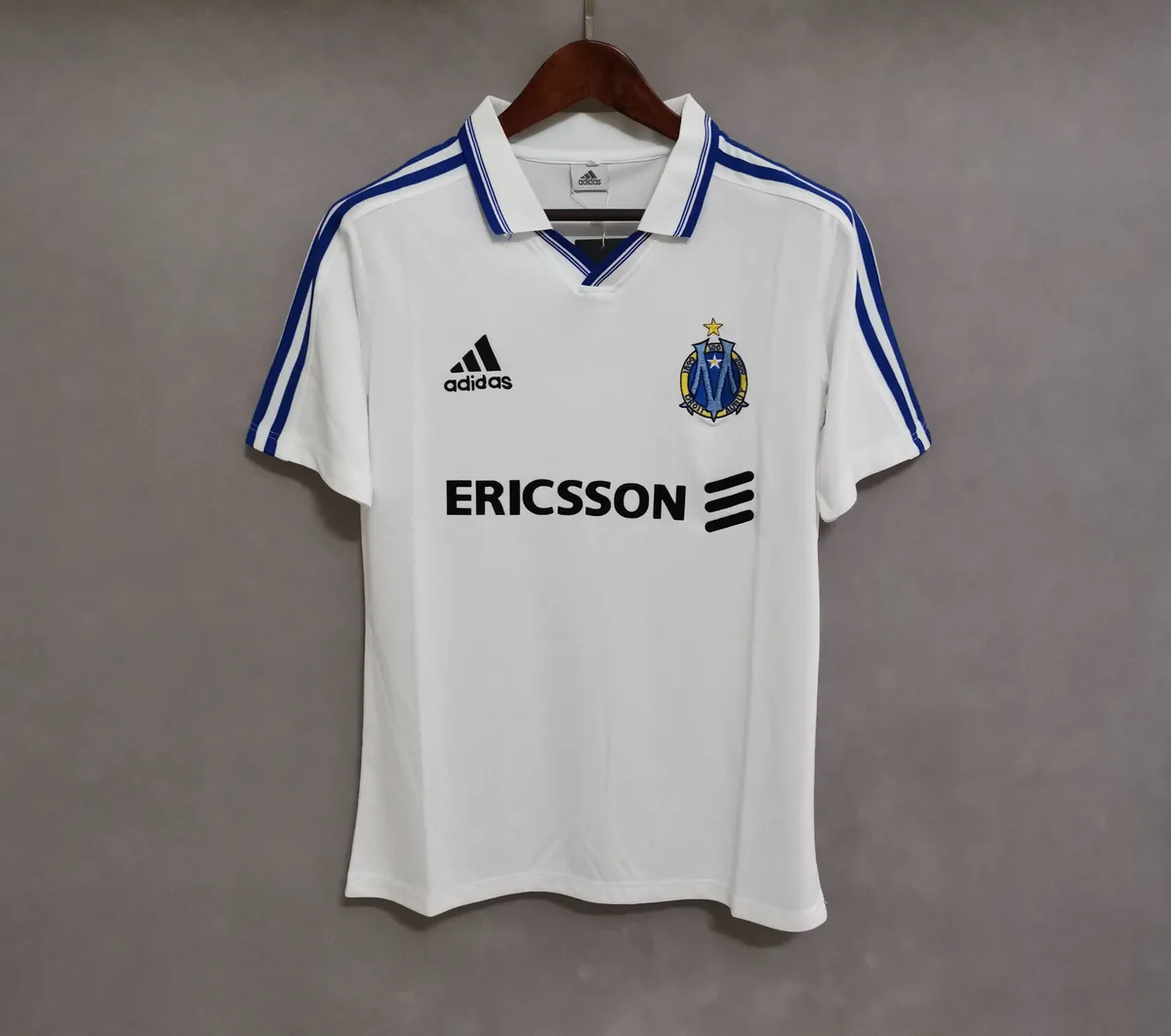 99-00 Marseille home 8