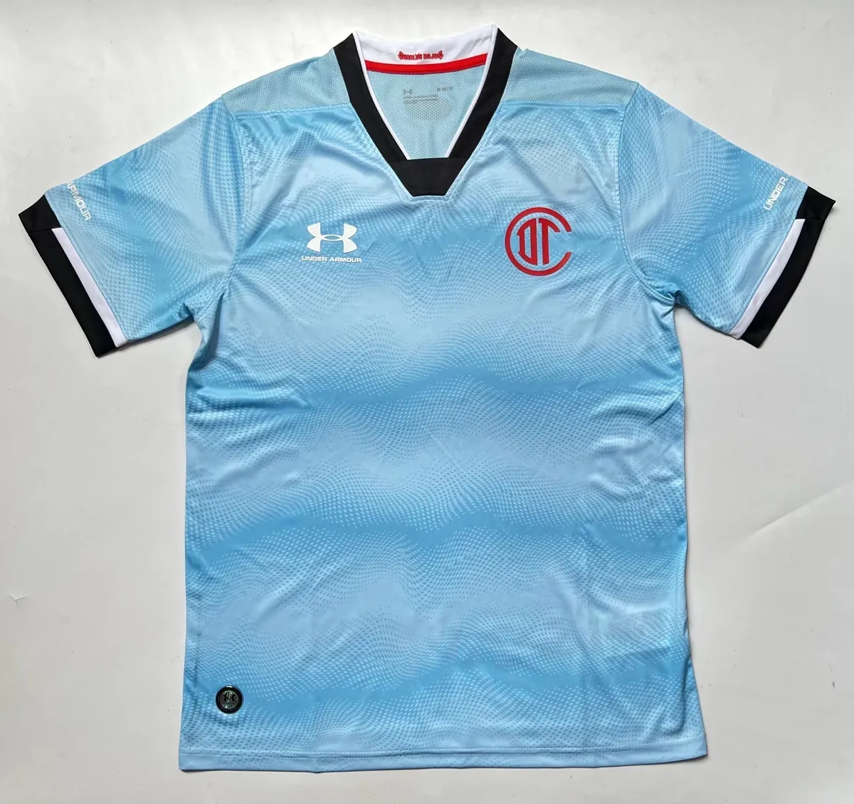 22-23 Toluca third away 5