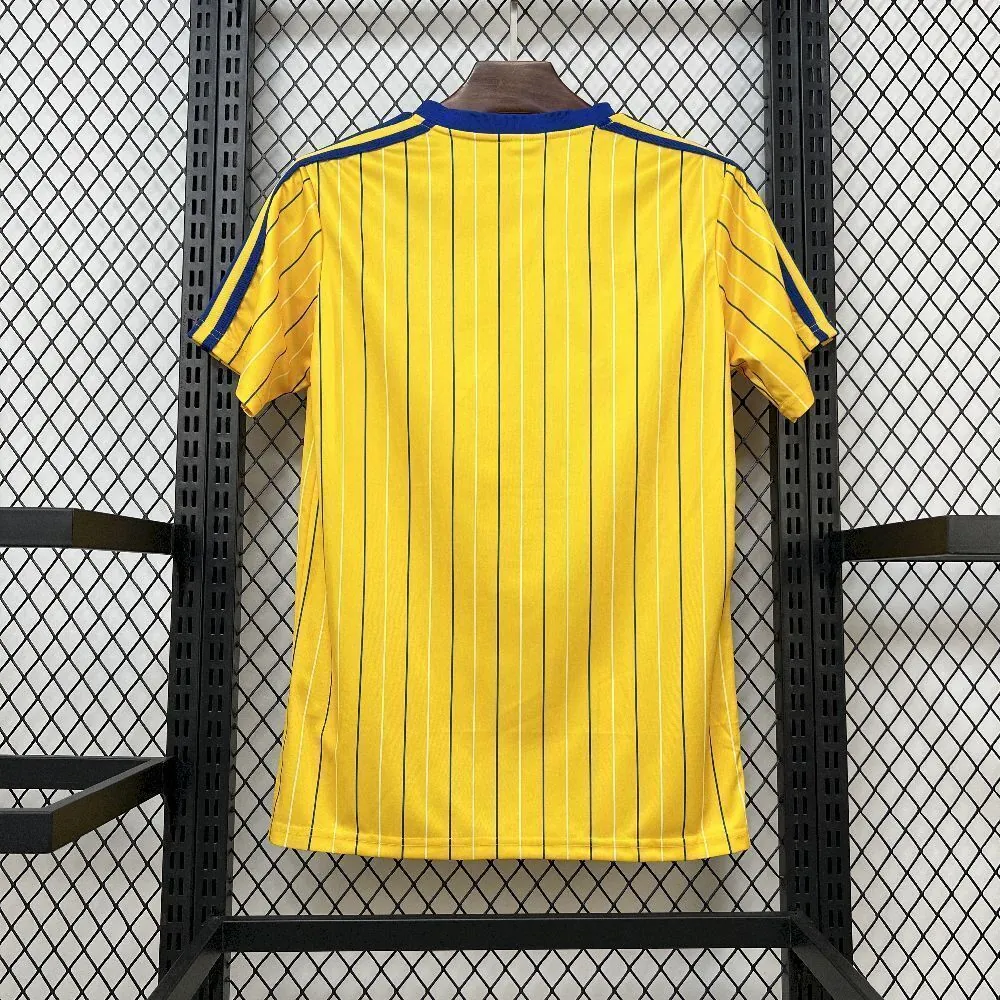 25-26Leeds United Casual Retro Style Football Shirt Apparels AAAAJersey Wholesale Yupoo 2