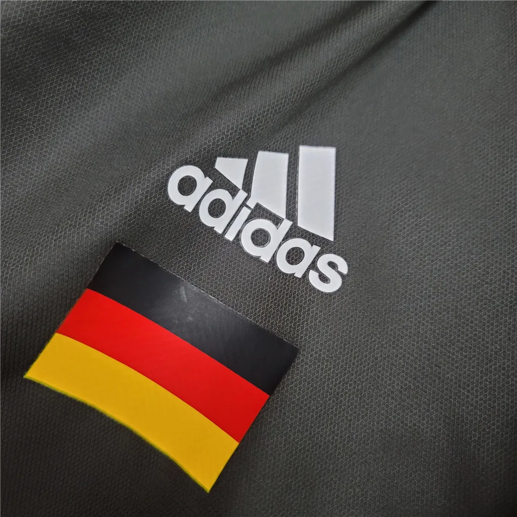 20-21 Germany black windbreaker 7