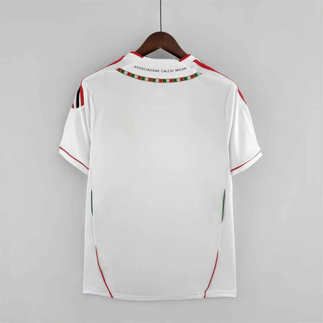 11-12 AC Milan away 8