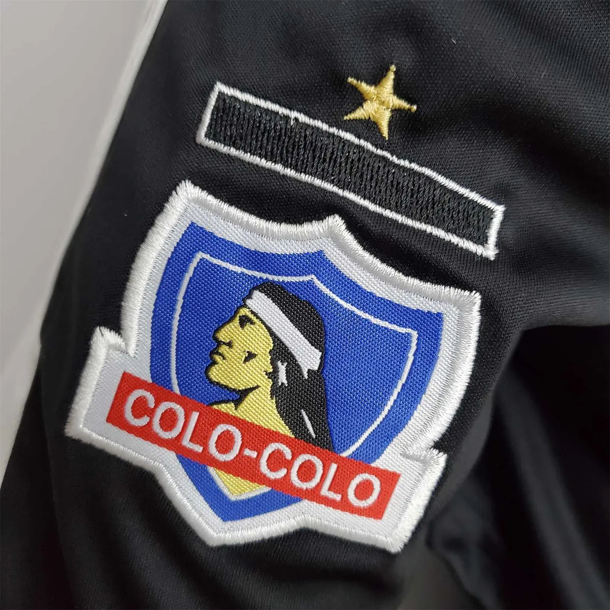22-23 Colo-Colo home kids kit 1