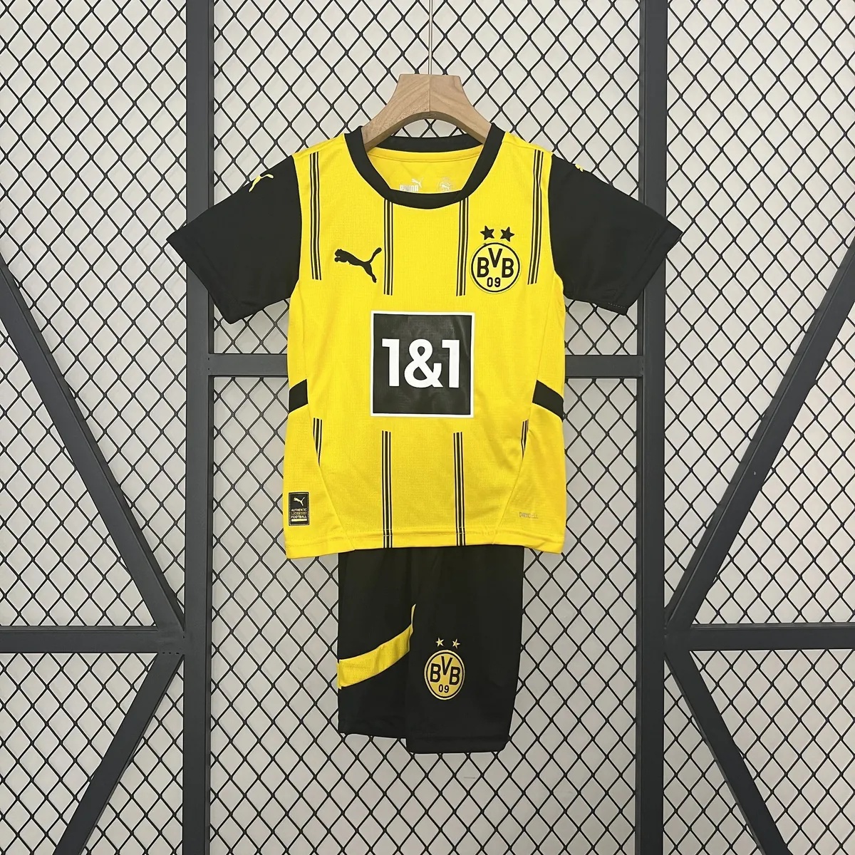 24-25 Dortmund BVB Home Kid Kits Youth Apparels AAAAJersey Supplier Yupoo 9