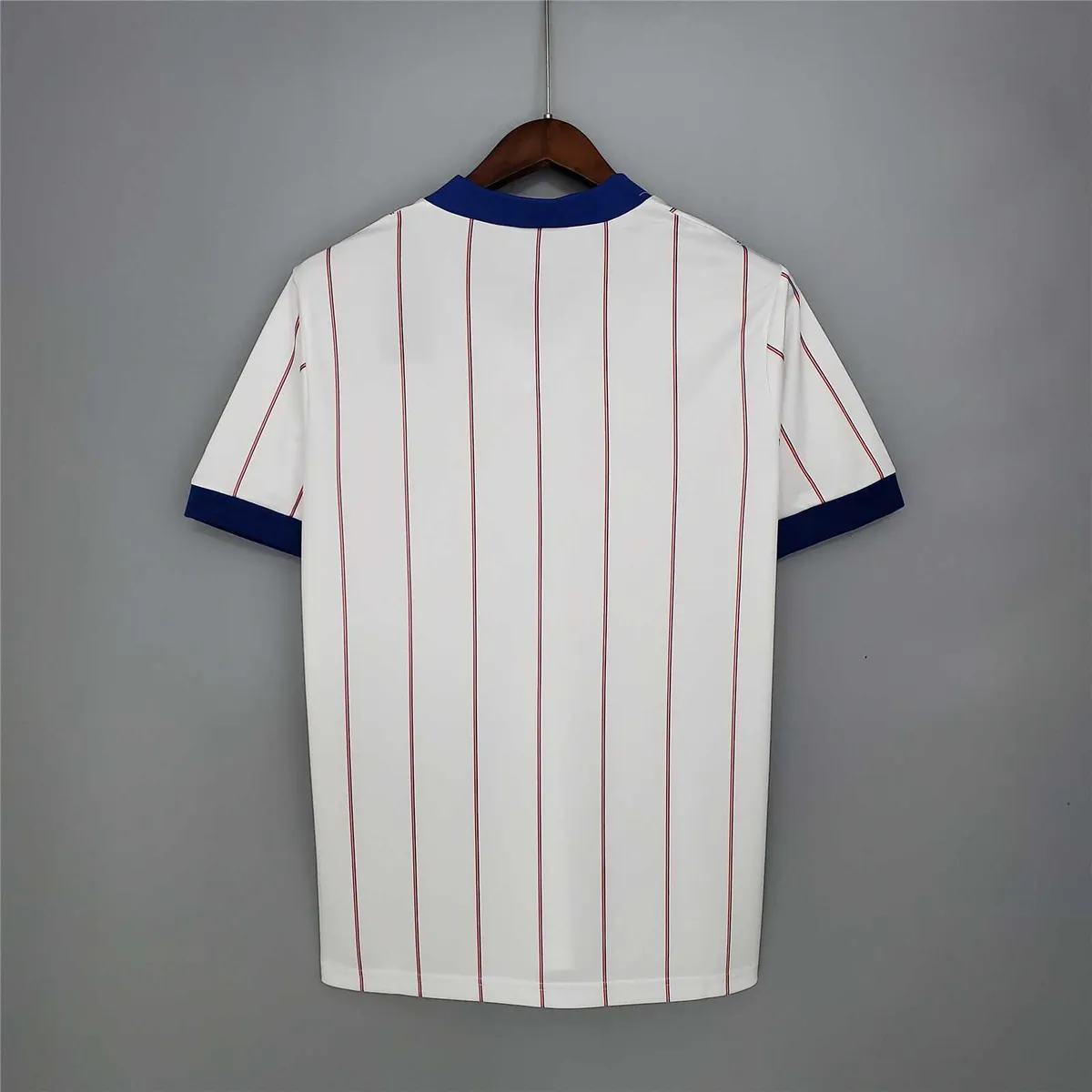 82-83 Rangers away 3