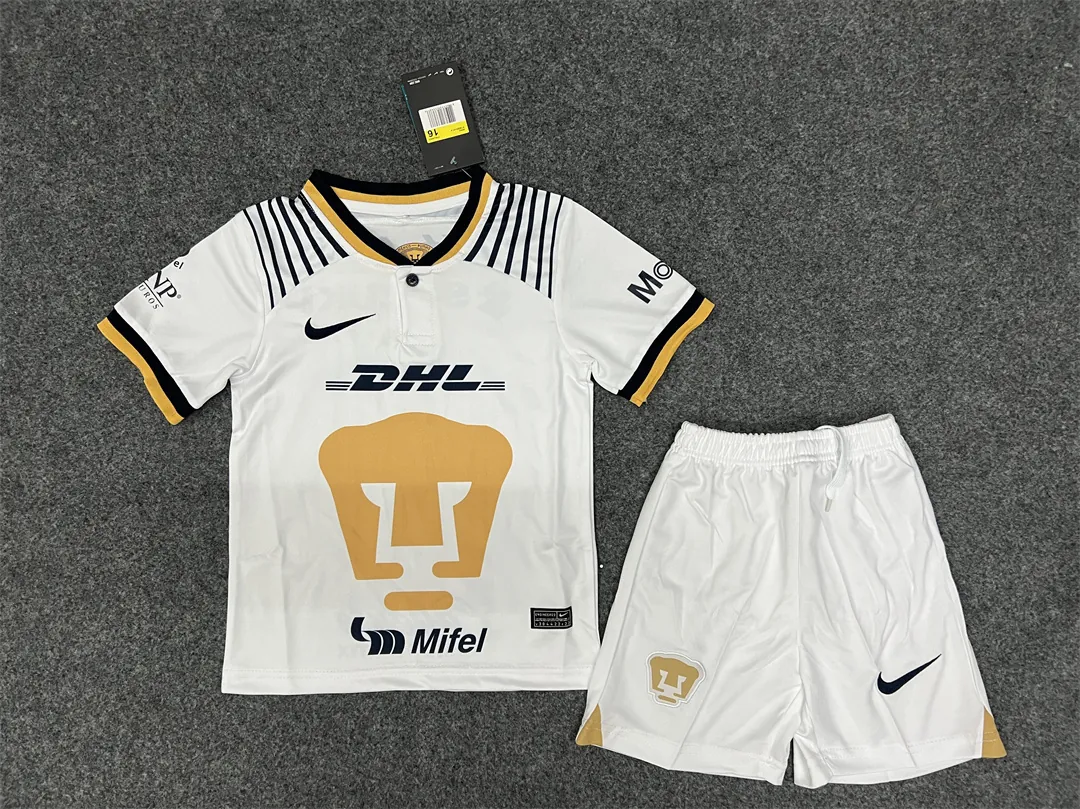 22-23 Pumas home kids kit 2