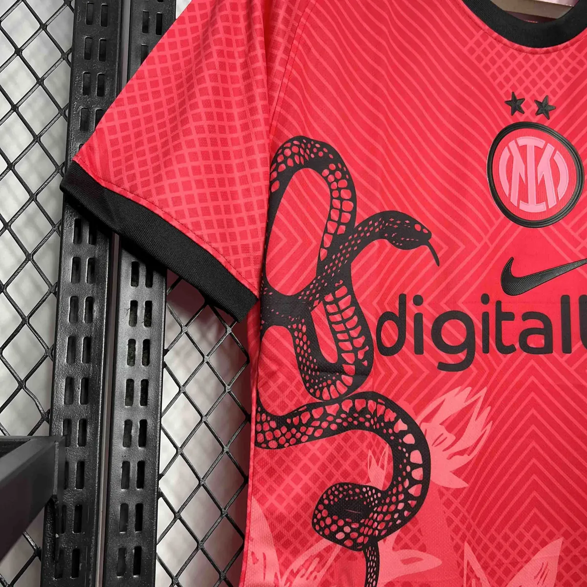 24-25 Inter Milan Snake Red Special Edition Kit Soccer Unifrom AAAAJersey Dropshiping Yupoo 4