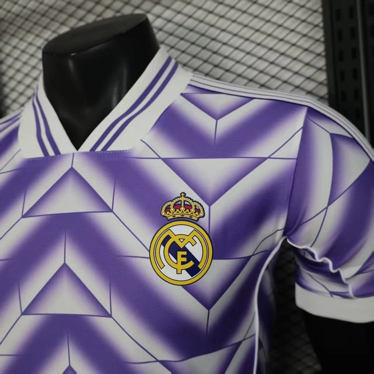 25-26 Real Madrid Purple Special Edition Football Shirt AAAAJersey Wholesale Yupoo 1