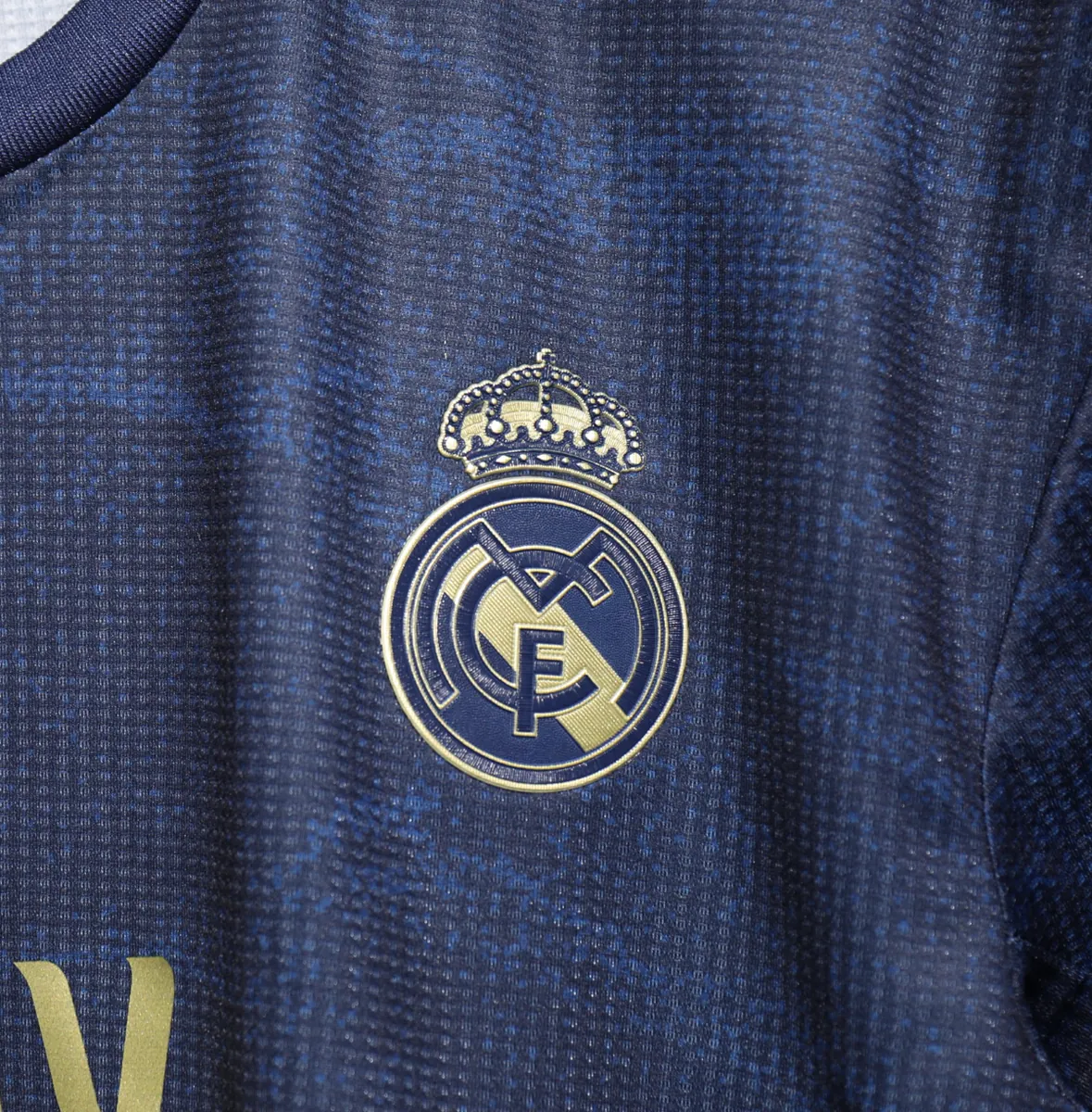 19-20 Real Madrid Away Retro Kit Vintage Player Version Sino Shirt AAAAJersey Dropship Yupoo 1