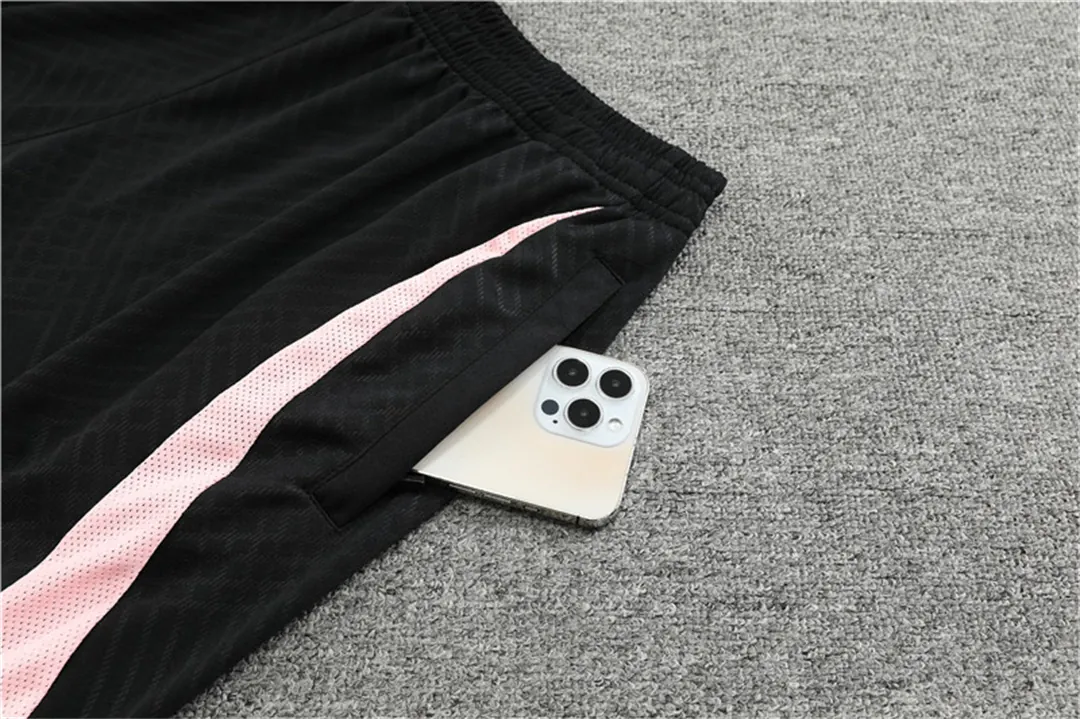 22-23 PSG Training Kit Pink 1