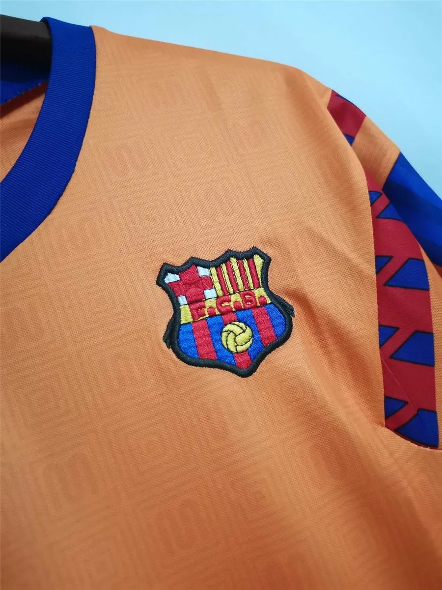 91-92 Barcelona away 7