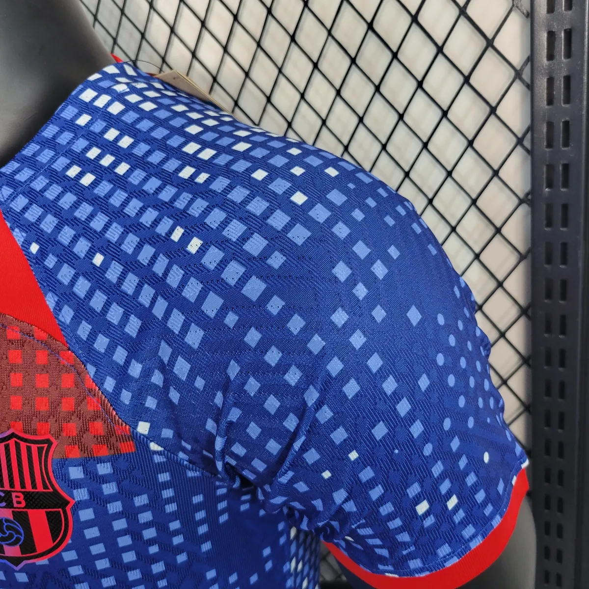 23-24 Barcelona Blue Training player version 4