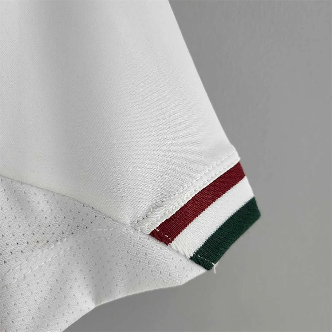22-23 Fluminense away 11