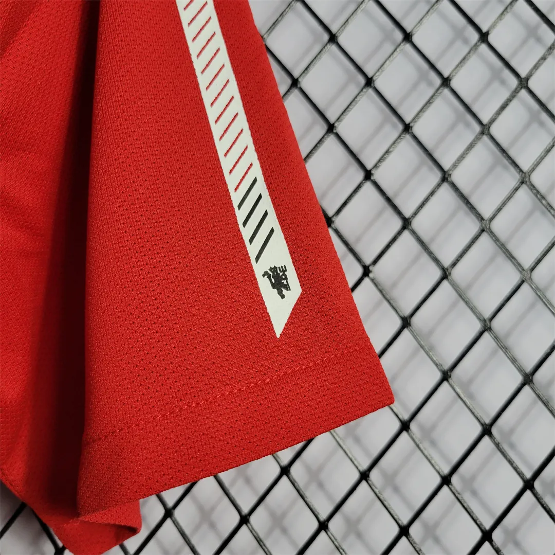 10-11 Manchester United home 8