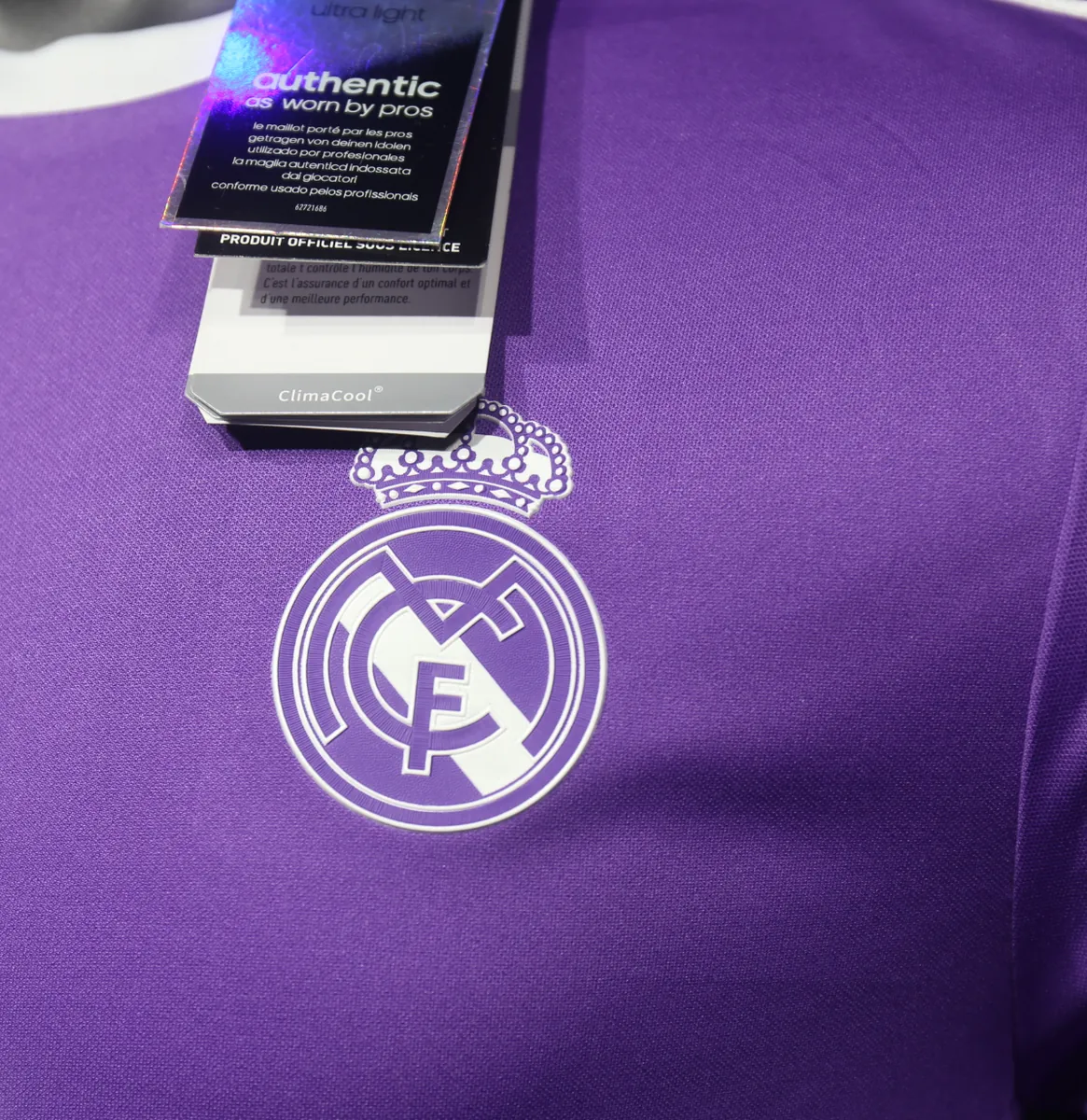 16-17 Real Madrid Away Retro Kit Vintage Player Version Sino Shirt AAAAJersey Dropship Yupoo 3