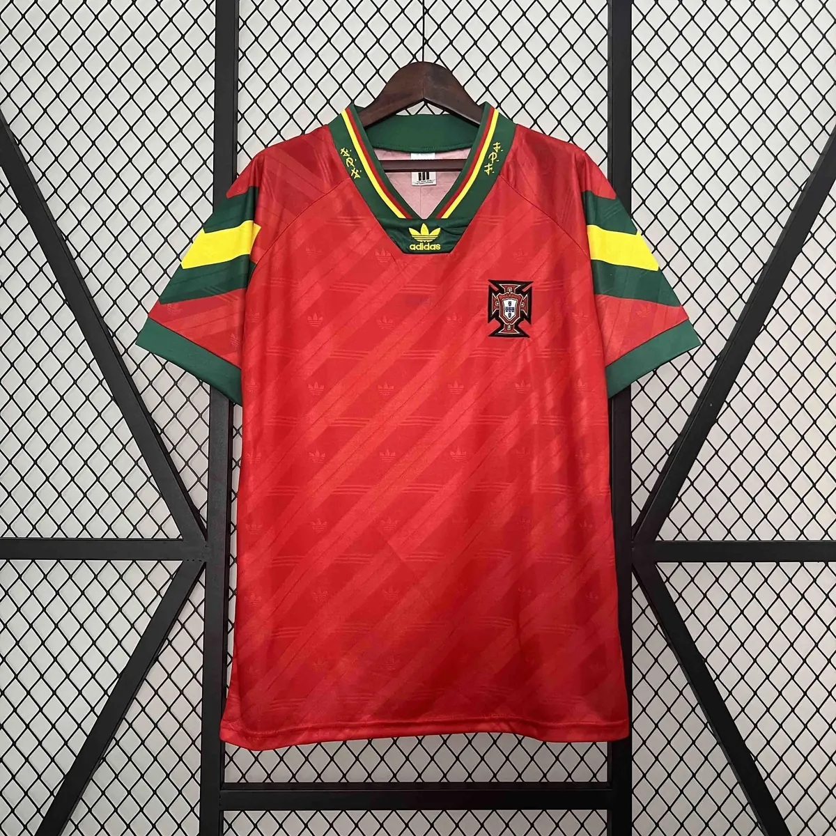 92-94 Portugal Home Retro Kit Vintage Shirt Football AAAAJersey Supplier 7