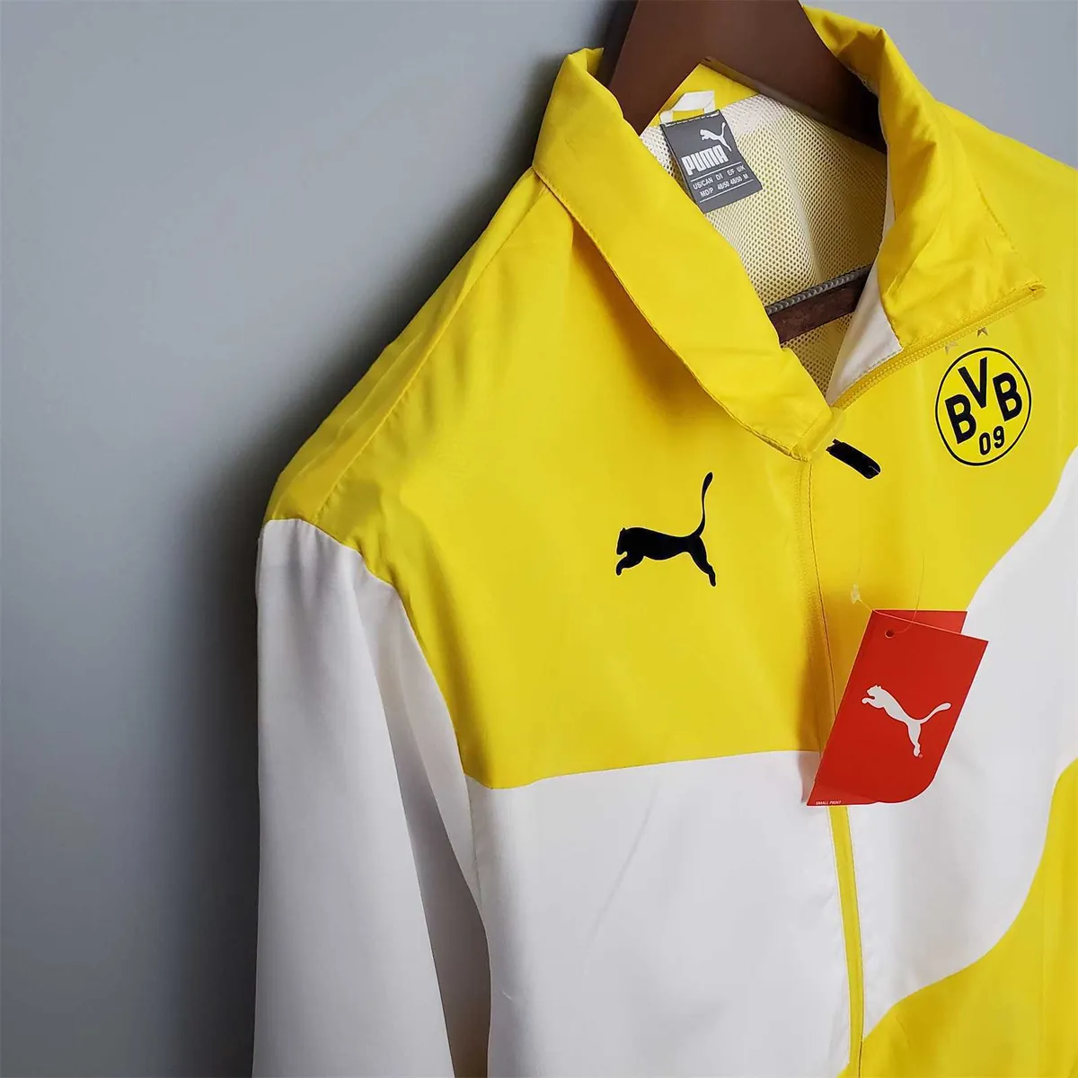 21-22 Dortmund yellowwhite windbreaker 5