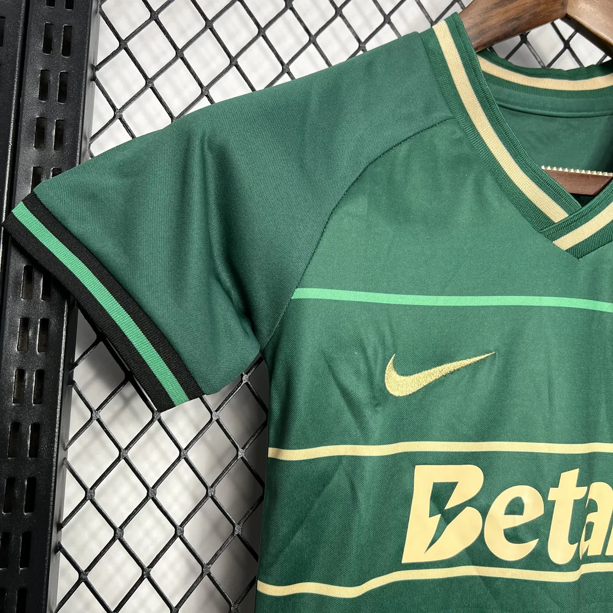 24-25 Sporting CP Away Kid Kits Youth Apparels AAAAJersey Wholesale Yupoo 3
