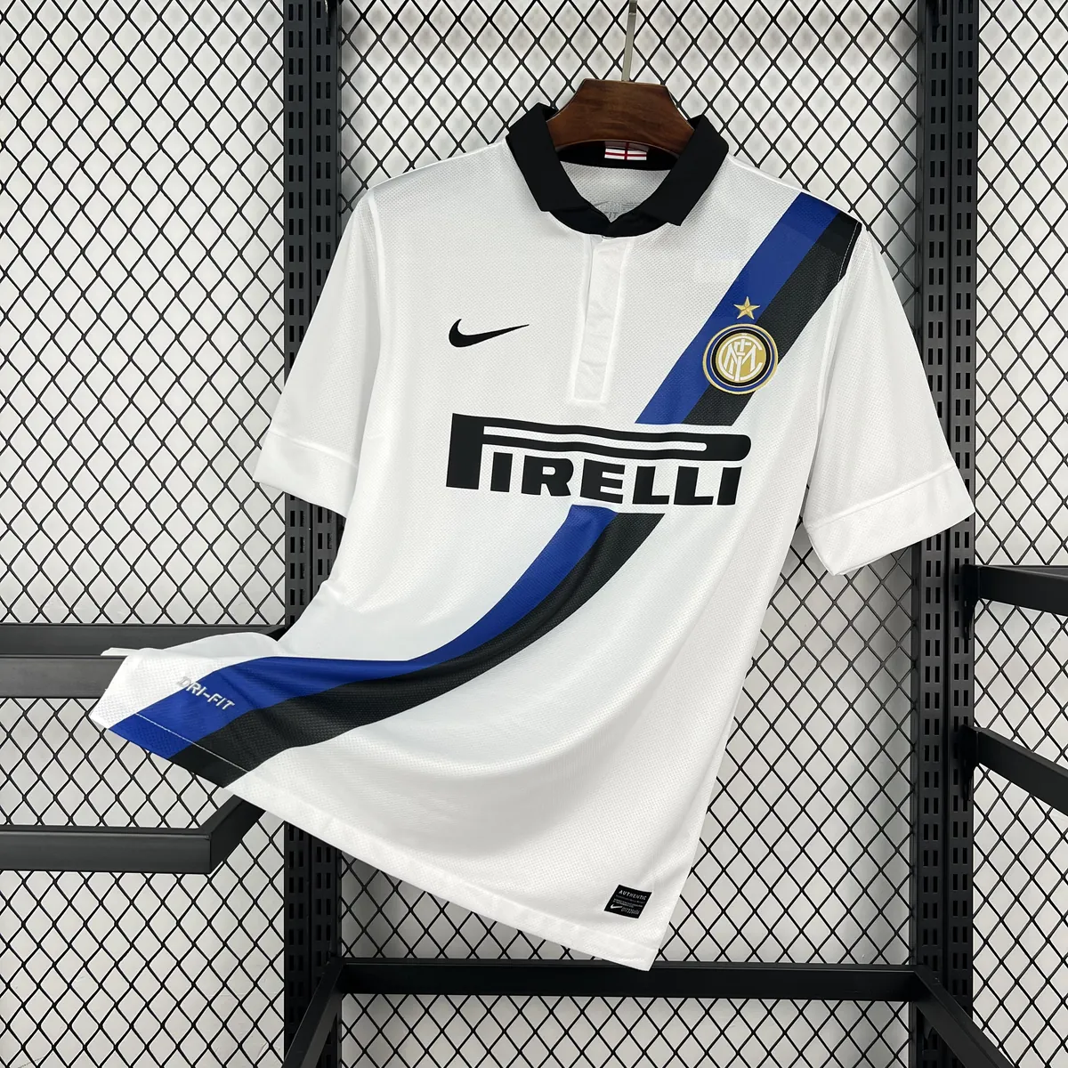 11-12 Inter Milan Mens Away Football Retro Kit Vintage T-Shirt AAAAJersey Wholesale Yupoo 9 7
