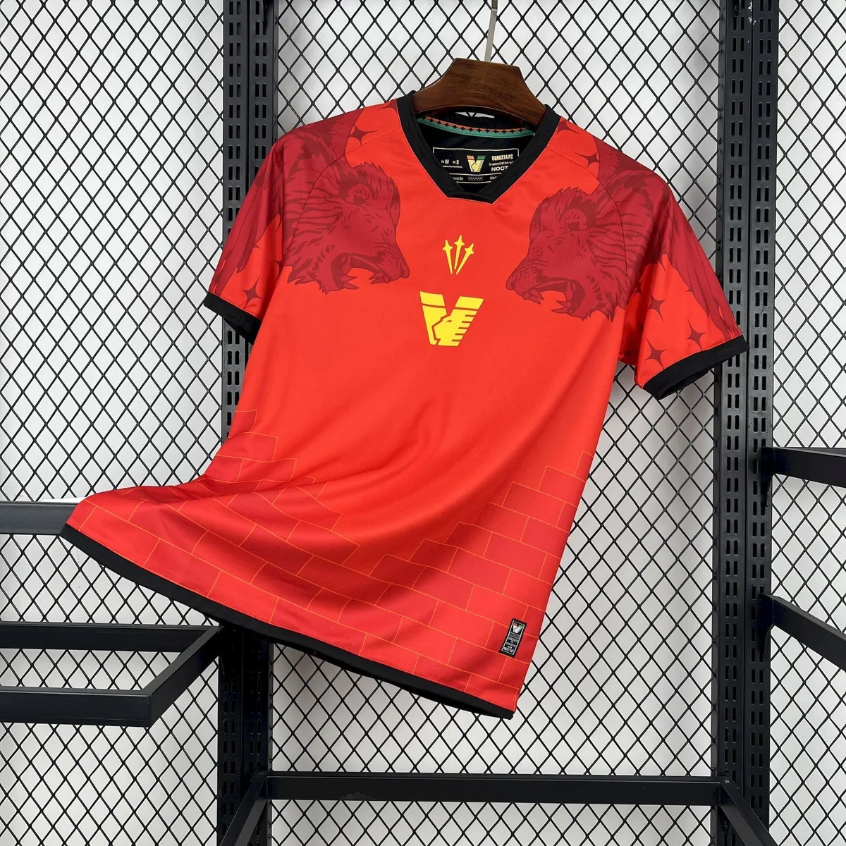 25-26 Venezia Special Edition T-Shirt Football Uniforms AAAAJersey Supply Yupoo 5