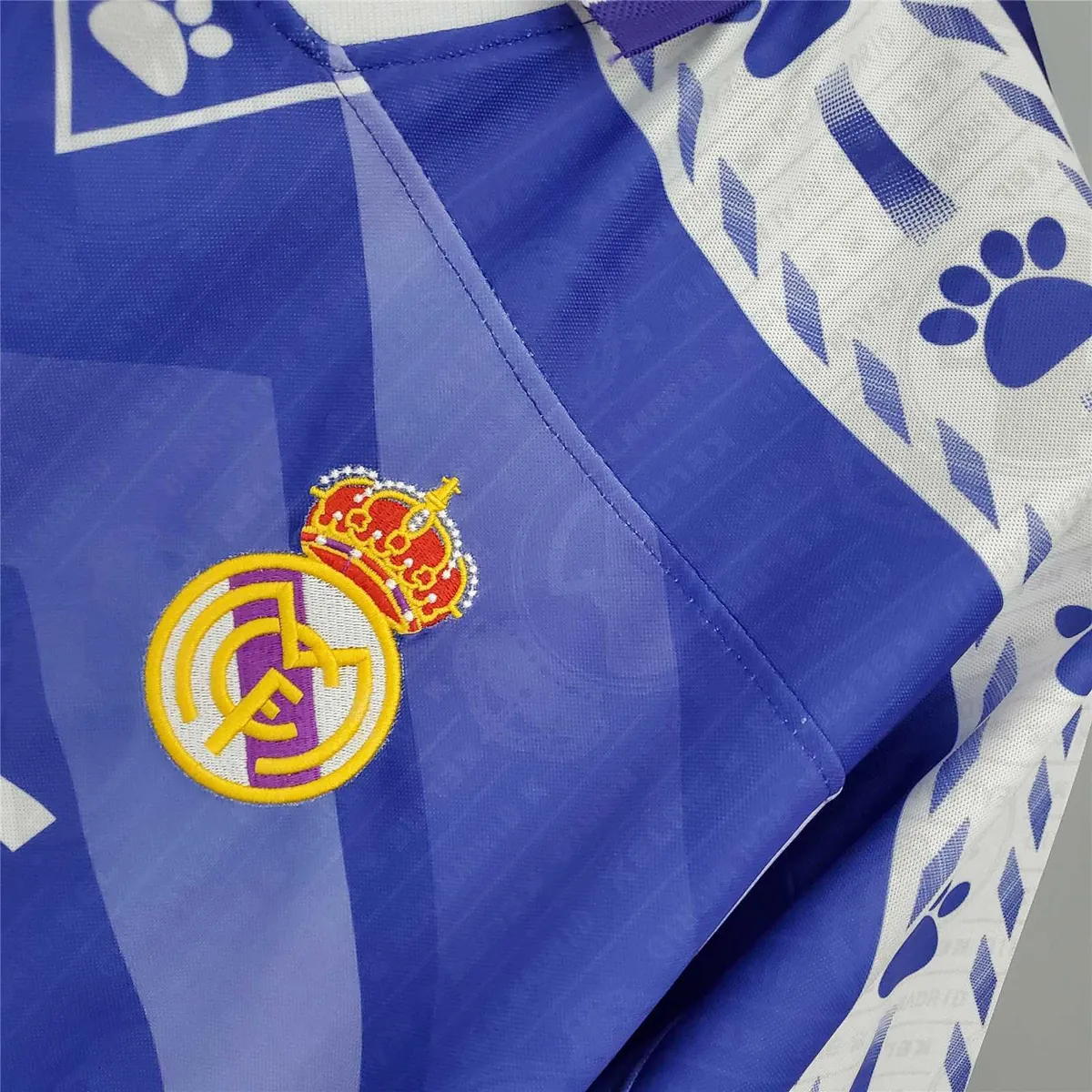 96-97 Real Madrid away 5